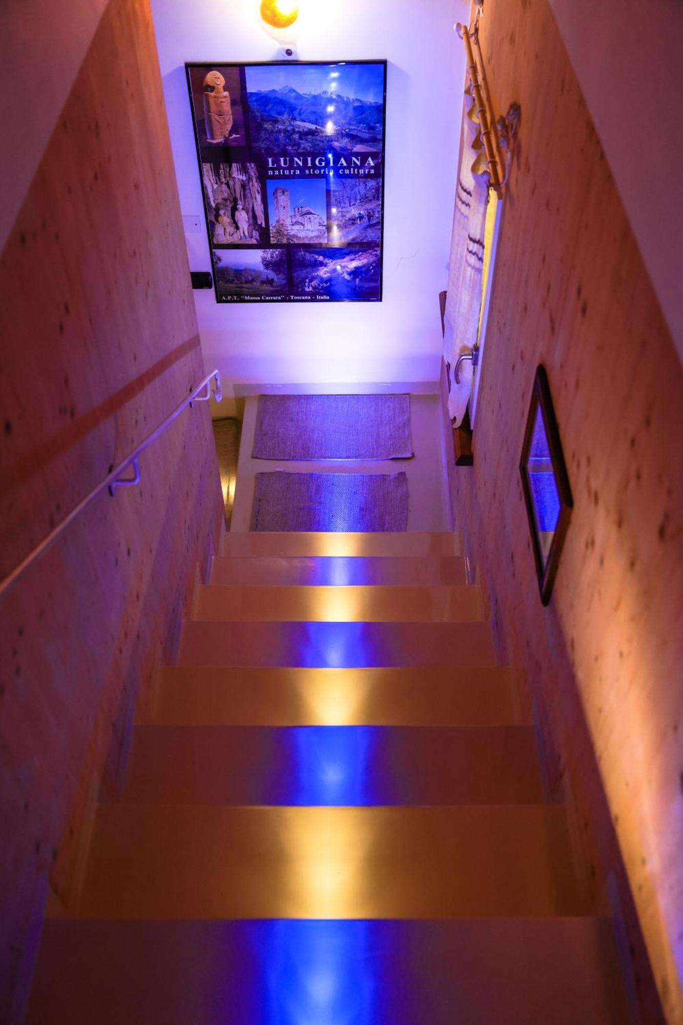 B&B Cadrecca Tra Terra Luna E Mare Licciana Nardi Экстерьер фото